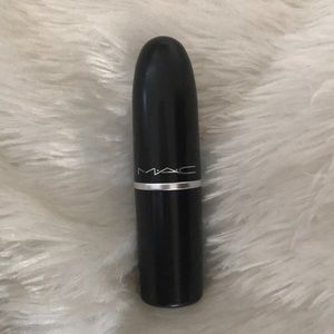 MAC matte lipstick- “Velvet Teddy”